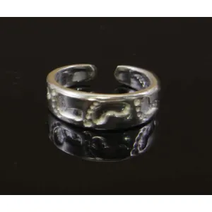 Sterling Silver Embossed Feet Toe Ring