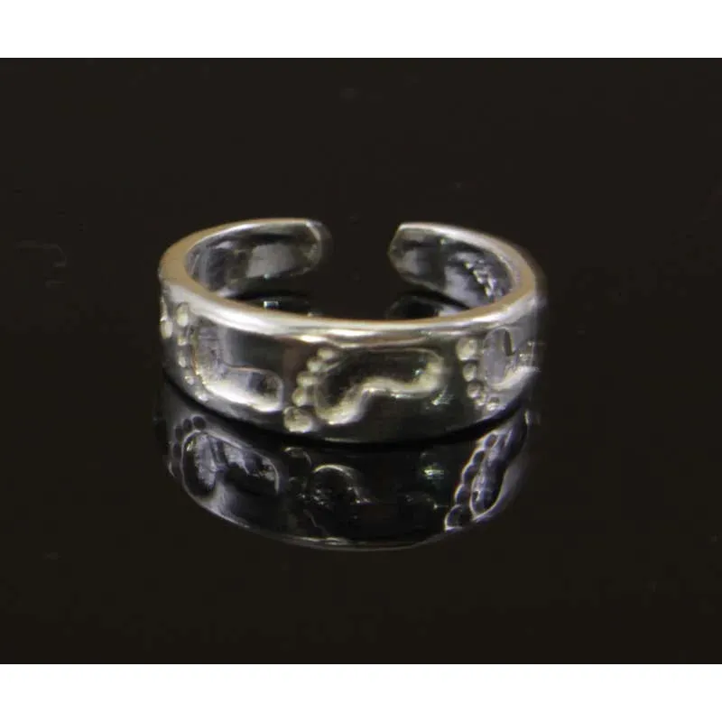 Sterling Silver Embossed Feet Toe Ring