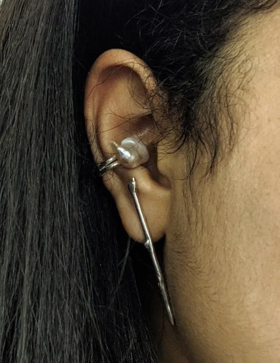 The Rosebud Pearl Ear Cuff