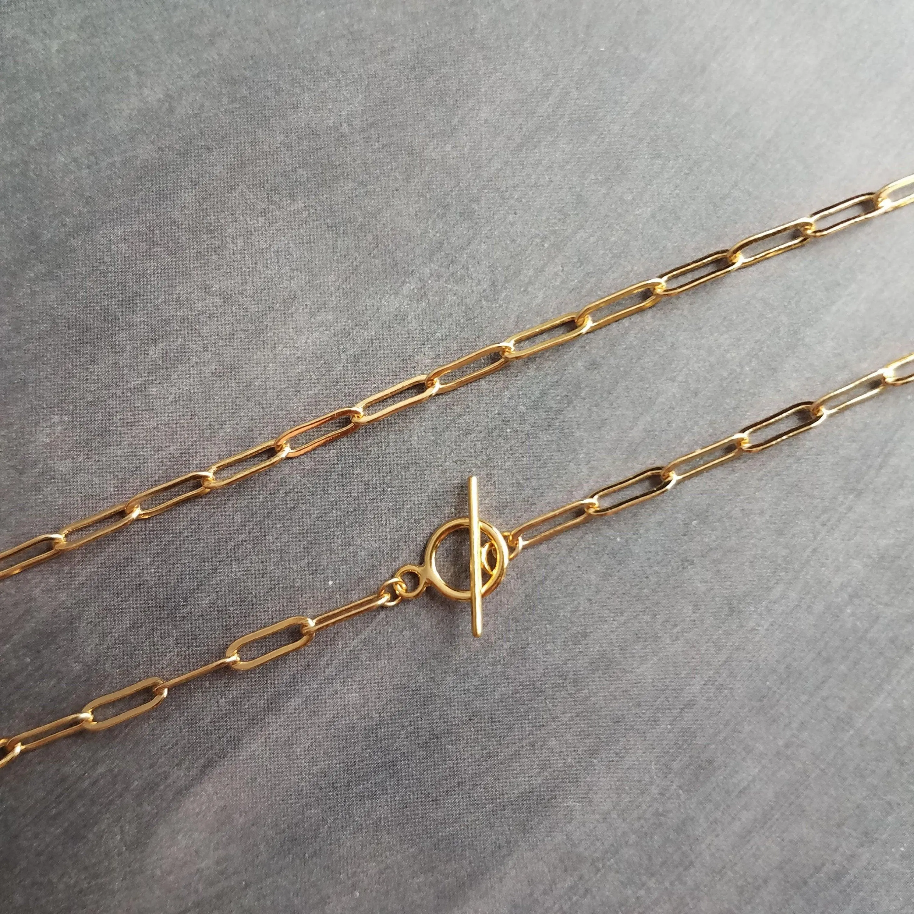 Tiny Gold Oval Link Chain, front toggle clasp, front clasp, small paperclip chain, tiny toggle clasp, little oval chain front clasp necklace