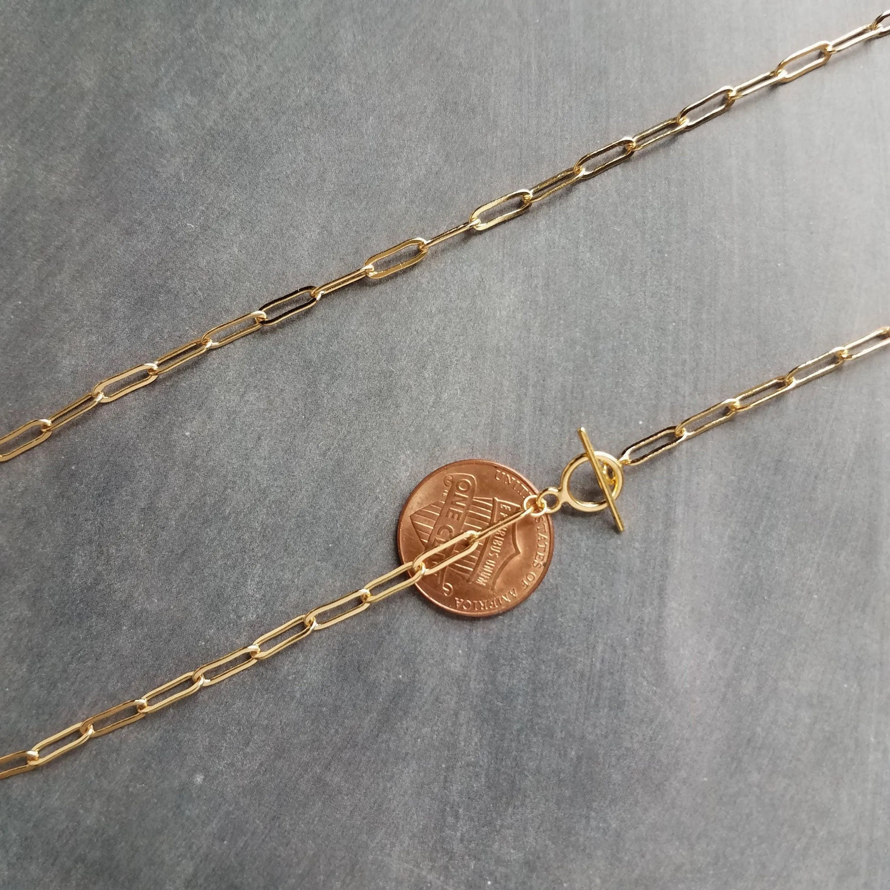 Tiny Gold Oval Link Chain, front toggle clasp, front clasp, small paperclip chain, tiny toggle clasp, little oval chain front clasp necklace