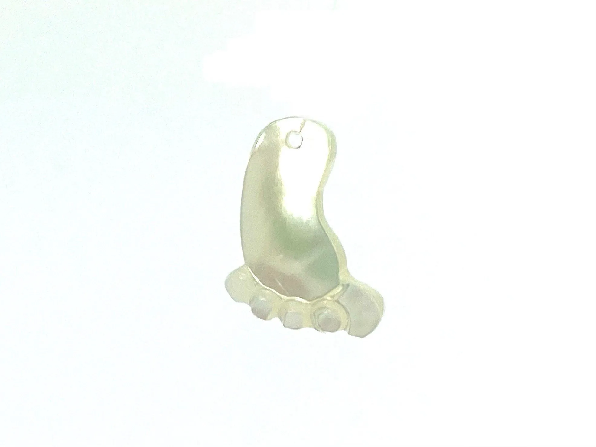 White South Sea Mother Of Pearl Foot Print Bead, Sku#M464