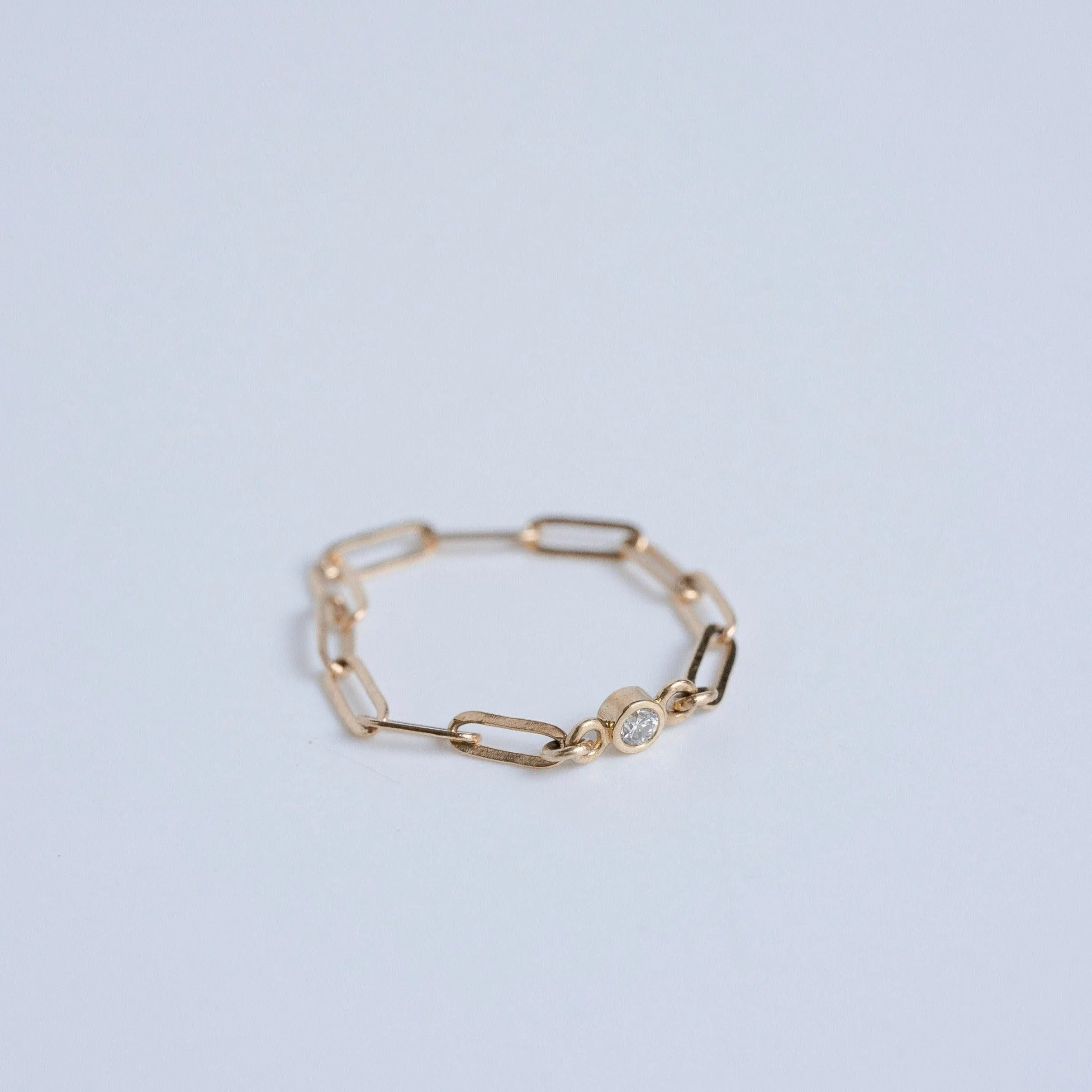 Yellow Gold Paperclip Chain Ring in 14 Karat Yellow Gold (with Lab Created Diamond)